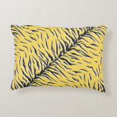 シームレスなヴィンテージブラックとイエロータイガーパターン。S アクセントクッション (裏面)
