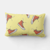 シームレスなヴィンテージレッドスニーカー、ハンドDr ランバークッション (裏面)