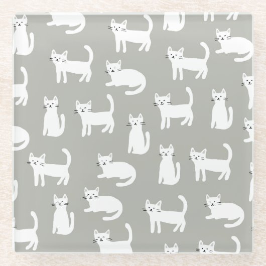 シームレスな可愛い猫のパターンよくはしゃぐ、デザイン。 ガラスコースター (正面)