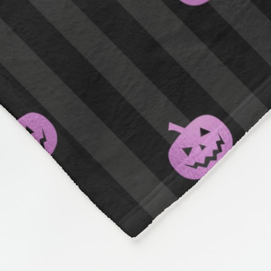 シームレスパープルフォイルカボチャストライプ&ハロウィーン フリースブランケット (角)