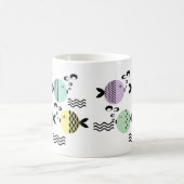 シームレスフィッシュ抽象芸術スカンジナビア海モダン産 コーヒーマグカップ (中央)