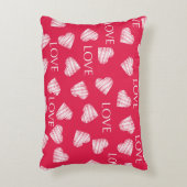 シームレスLOVEバレンタインデーピンク赤いホワイトスクラッチ アクセントクッション (正面(垂直))