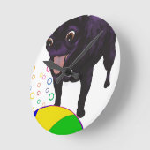 シーラのパグ-球愛 ラウンド壁時計 (傾斜)