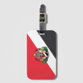 シーランド州旗、コート・オブ・アームを重ね合わせた旗 ラゲッジタグ (正面縦)