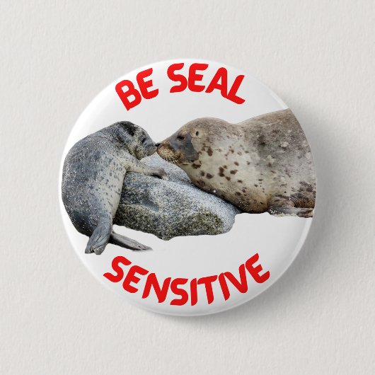 「シールに敏感」ボタン 缶バッジ (正面)