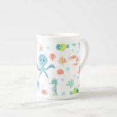 シーワールドパターン ボーンチャイナマグカップ (正面右)