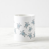 シー・タートルズ・モノグラム コーヒーマグカップ (中央)