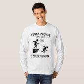 シ笑わされるャツ |ことわざおもしろいシャツ Tシャツ (正面フル)