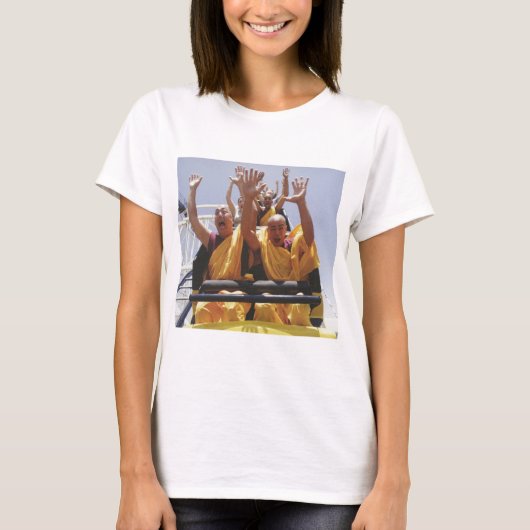 ジェットコースターの幸せな僧侶 Tシャツ (正面)