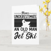 ジェットスキーの老爺を決して過小評価しない カード (黄色い花)