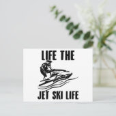 ジェットスキー |ジェットスキーがサマージェットボートの贈り物を運ぶ ポストカード (スタンド正面)