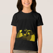 ジェットブラックと金ゴールドベクトルアートプリントグラフィックデザイン トライブレンドTシャツ (正面)