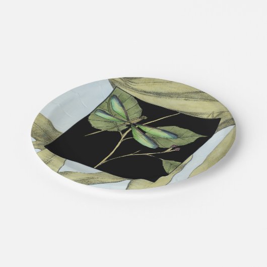 ジェニファーGoldberger著トンボの差込みが付いている葉 ペーパープレート (アングル)