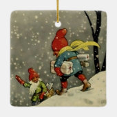 ジェニー・ナイストロムによる「雪の嵐を通じて」 セラミックオーナメント (裏面)