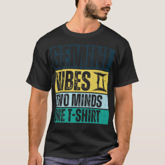 ジェミおもしろいニ〔占星術の〕十二宮図サインGemini Vibes 2つの心 Tシャツ