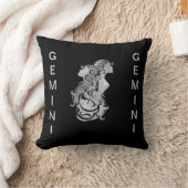 ジェミニツインズ〔占星術の〕十二宮図ジューン占星術 クッション (ブランケット)