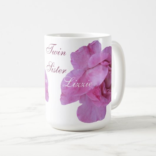 ジェミニツイン姉妹ホットピンクバラマグバイベルグリンド コーヒーマグカップ (正面右)