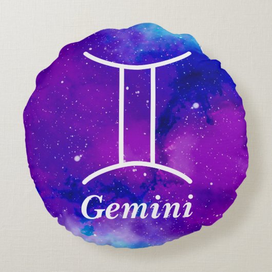 ジェミニ記号の紫色の青い宇宙の星雲 ラウンドクッション (裏面)