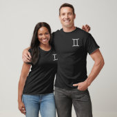 ジェミニ〔占星術の〕十二宮図シンボルブラックTシャツ Tシャツ (Unisex)