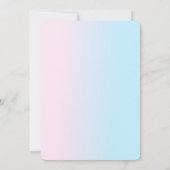 ジェンダーがピンクの青い水色の赤ちゃん服を明らかにする 招待状 (裏面)