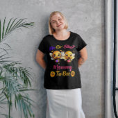 ジェンダーが彼または彼女のママに蜂を明かす プラスサイズTシャツ