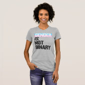 ジェンダーはバイナリーではない Tシャツ (正面フル)