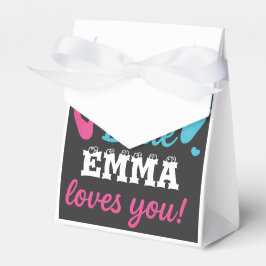 ジェンダーパーソナライズされたリビールピンクまたはブルーのベビーシューウェ フェイバーボックス