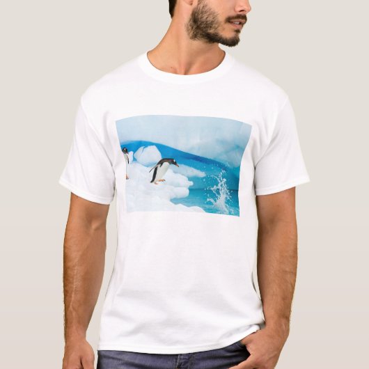 ジェンツーペンギン Pygoscelis Papua 飛び込み Tシャツ (正面)