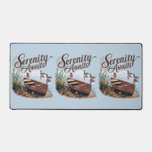 ジェーゼとワイルドフラワーと穏やかな湖ボート デスクマット (正面)