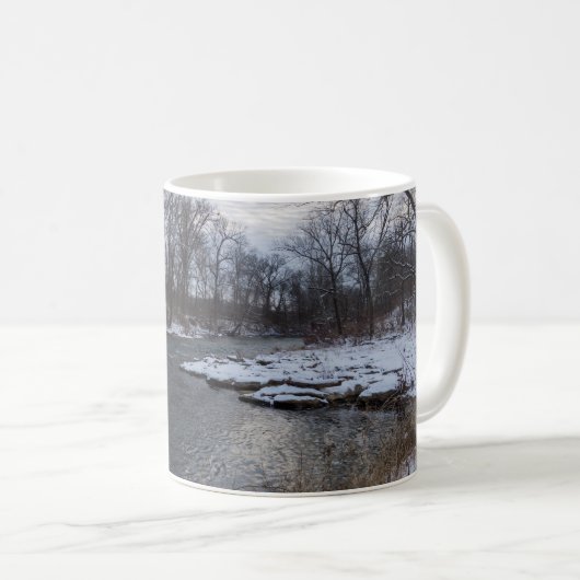 ジェームズリバーコーヒーマグに沿った雪 コーヒーマグカップ (正面右)