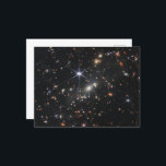 ジェームズ・ウェッブが捉えた宇宙の最初の深部写真 ポストカード<br><div class="desc">ジェームズ・ウェッブ宇宙望遠鏡（JWST）による最初の深部写真には、数千の小さな銀河が写っている。渦巻き型、楕円型、特異型、不規則型の4種類の銀河がすべて出現している。 このファイルは、NASAによってのみ作成されたため、米国ではパブリックドメインである。NASAの著作権ポリシーは、「NASAの素材は特に明記されていない限り著作権で保護されていない」と述べている。</div>