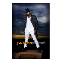 ジェームズ・ドーアのトレンチポスターが目を上げる