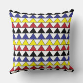 ジオメトカラフルリ三角形パターン クッション (裏面)
