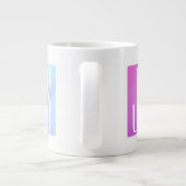 ジオメトクールリックピンクと紫 |カップルイニシャル ジャンボコーヒーマグカップ (裏面)