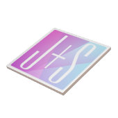 ジオメトクールリックピンクと紫 |カップルイニシャル タイル (側面)