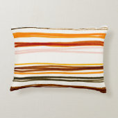 ジオメトストライプリイラストレーション、オレンジ色の水彩 アクセントクッション (裏面)