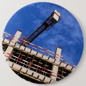 ジオメトリを空中に上げる 缶バッジ (正面)