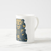 ジオメトリックライオンパパと最高のパパ ボーンチャイナマグカップ (正面右)