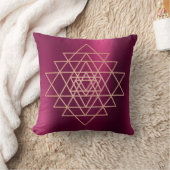 ジオメトリピーチピンクローズ金ゴールド三角形ラズベリー クッション (ブランケット)