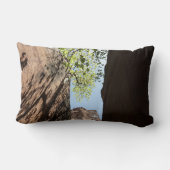 ジオン国立公園の岩の間に生える木 ランバークッション (裏面)