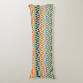 ジグザグ数々の色パターン ボディピロー (正面縦)