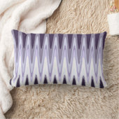 ジグザグ白黒グレーダークパープルベージュパターン ランバークッション (ブランケット)