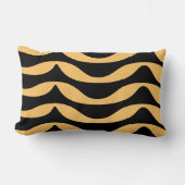 ジグザグ線(金ゴールドパターン) ランバークッション (正面)