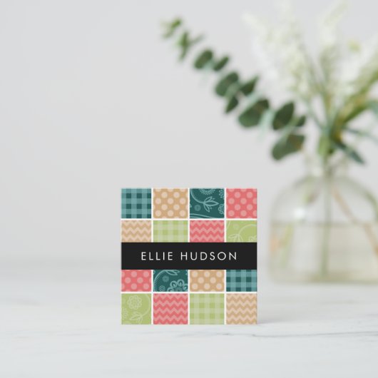 ジグザグ、シェブロン、ギンガム、水玉模様、パッチワーク スクエア名刺 (スタンド正面)