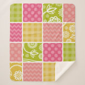 ジグザグ、シェブロン、水玉模様、ギンガム、パッチワーク シェルパブランケット (正面)