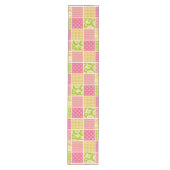 ジグザグ、シェブロン、水玉模様、ギンガム、パッチワーク ミディアムテーブルランナー (正面)