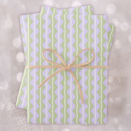 ジグザグ チェブロン ストライプ - 紫、緑、淡いアイボリー ラッピングペーパーシート