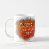 ジッタジュースJunkie – 白のコーヒーアート。 コーヒーマグカップ (左)