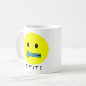「ジッパーそれ顔のマグ コーヒーマグカップ (正面左)