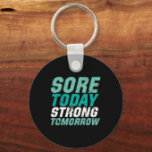 ジムおもしろいフィットネス痛き今日の強い明日 キーホルダー (正面)